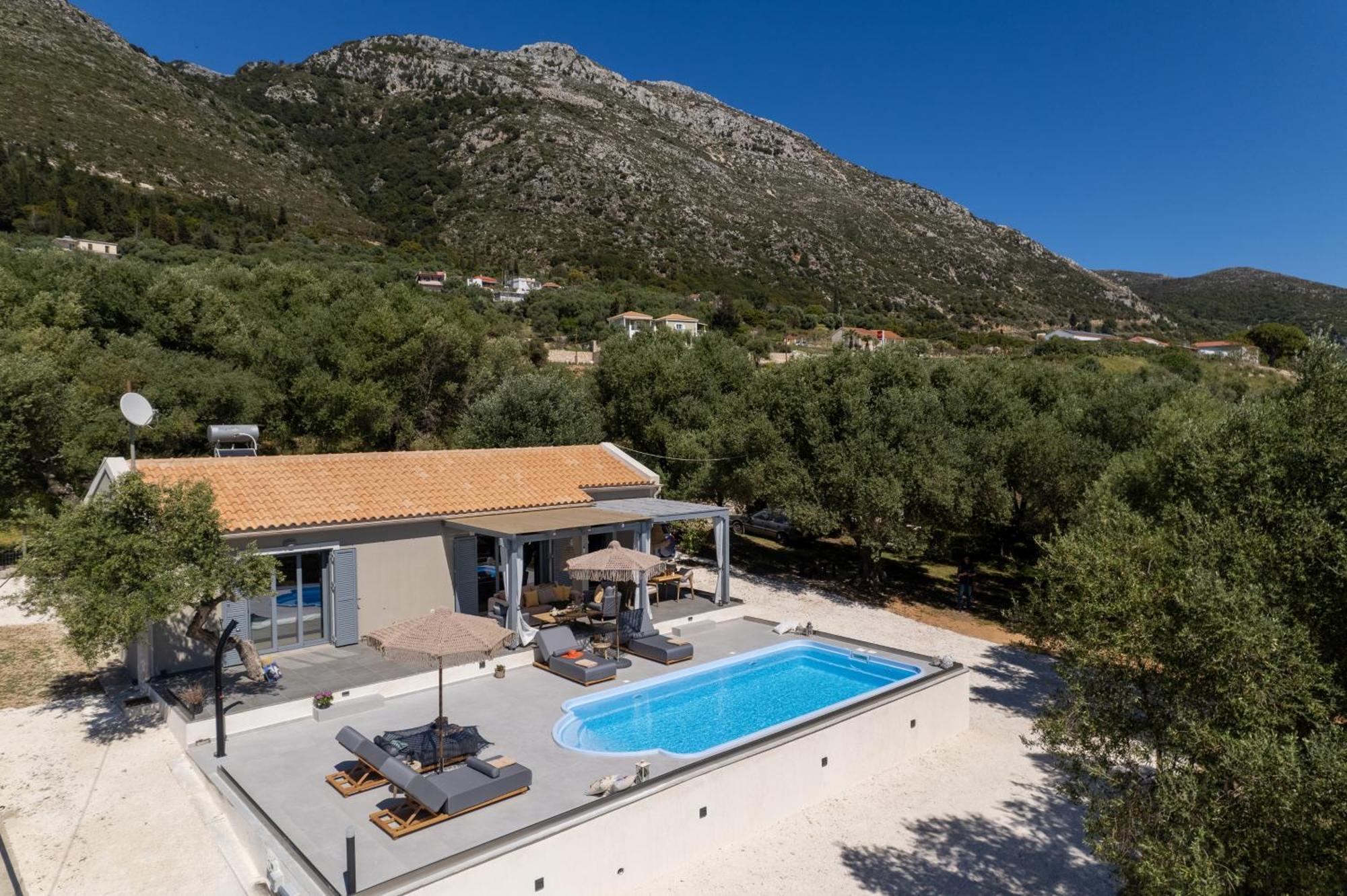 Tree Of Life Villa Valerianos Exterior photo