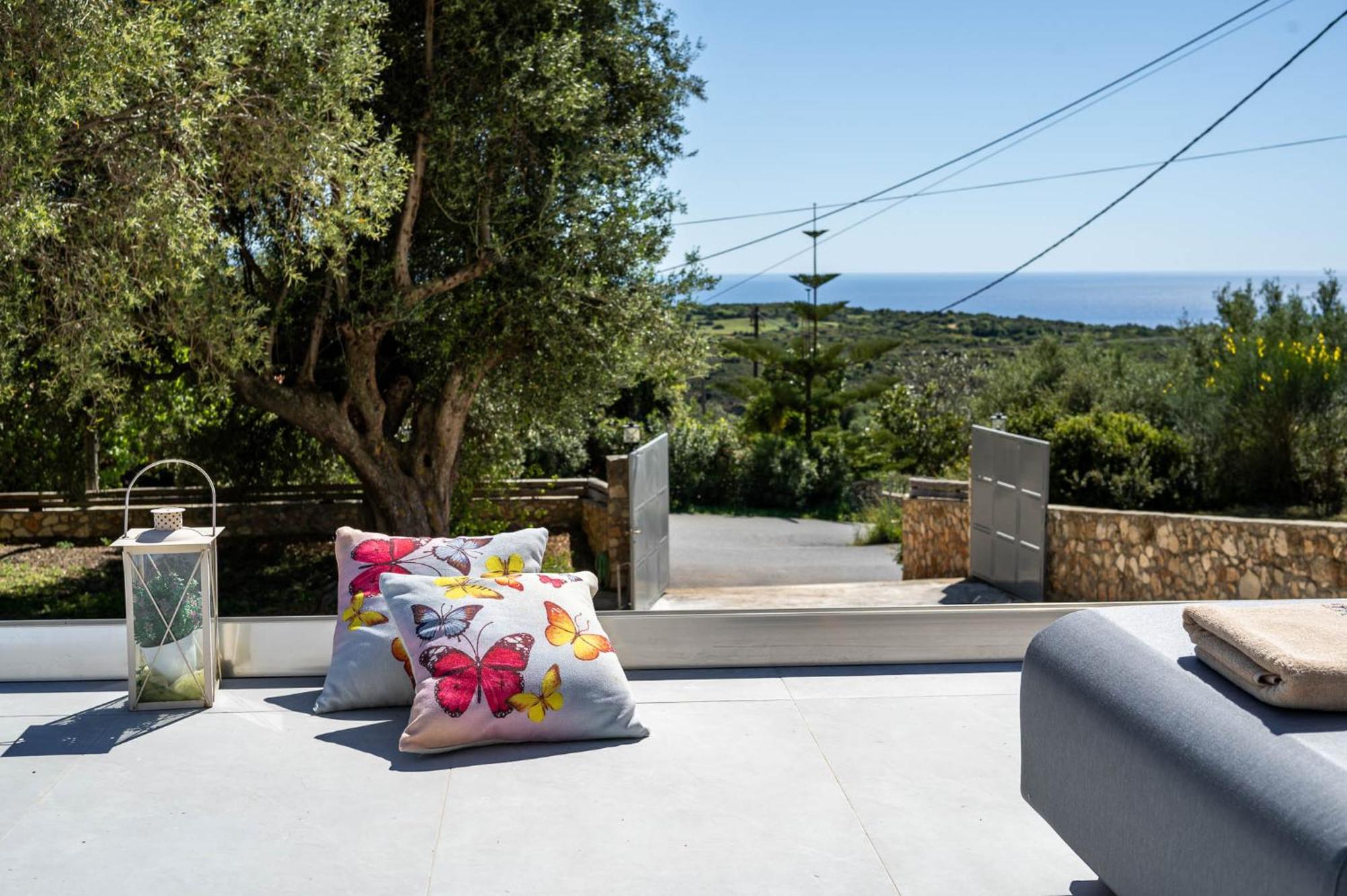 Tree Of Life Villa Valerianos Exterior photo